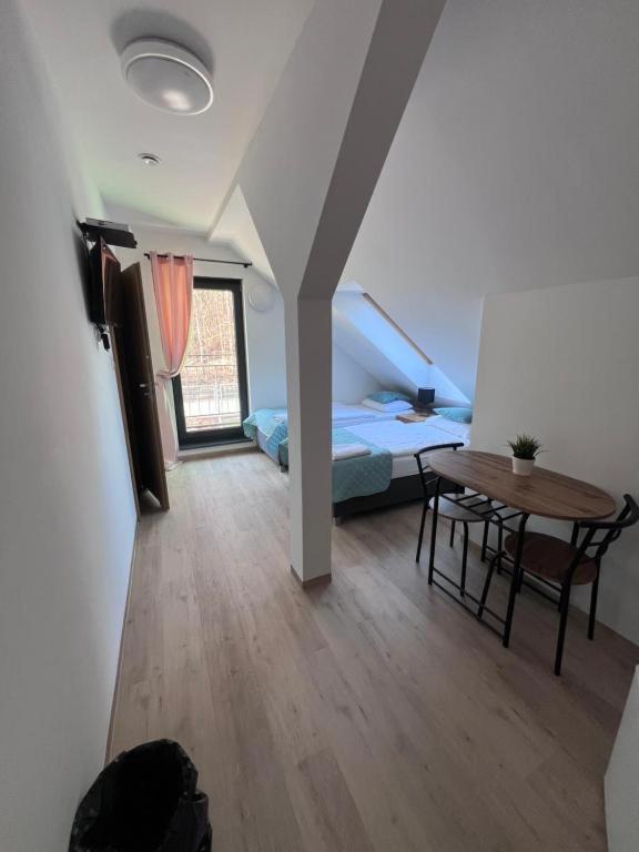 Apartamenty Divemed Jelenia Góra Exteriör bild