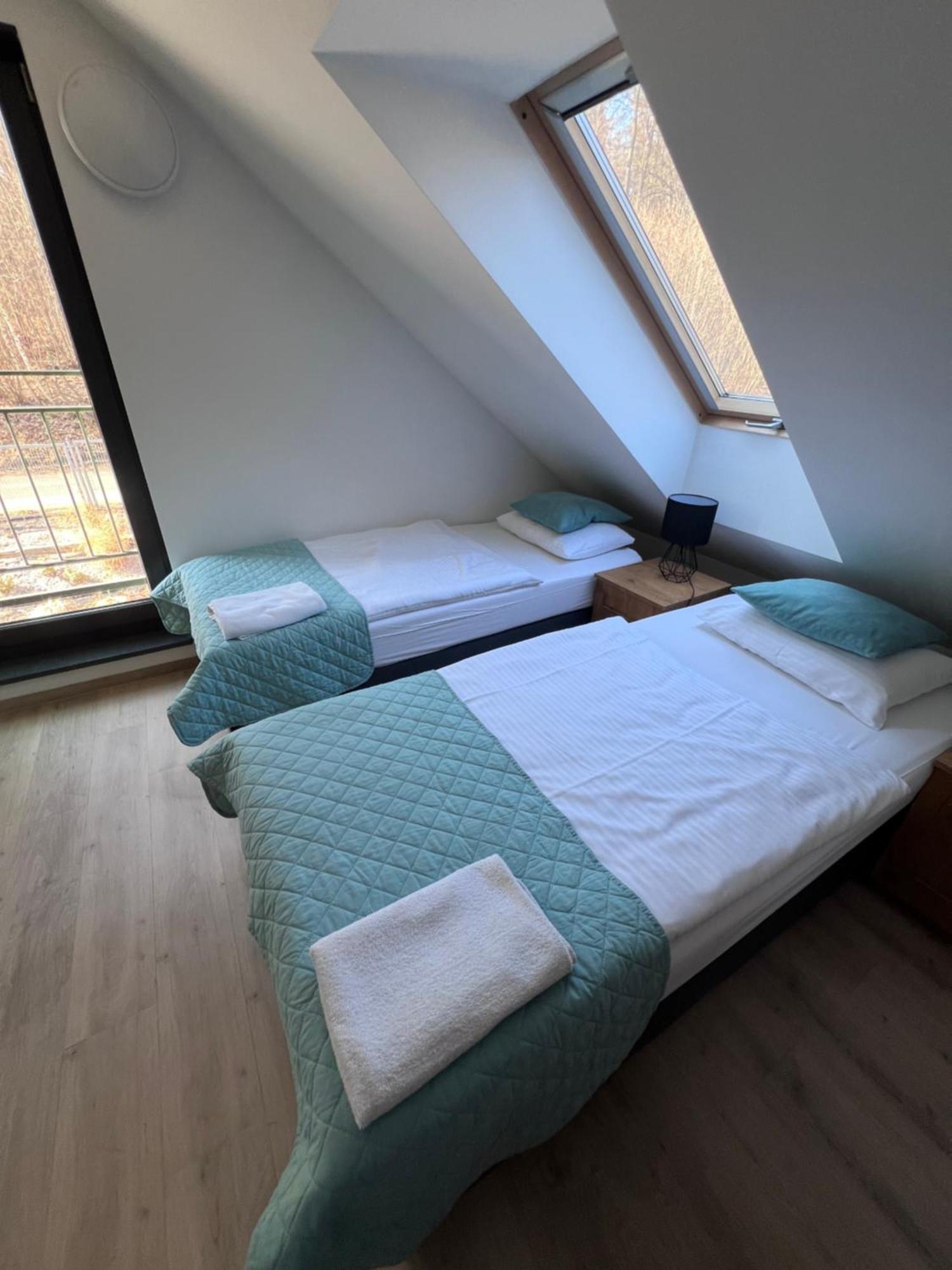 Apartamenty Divemed Jelenia Góra Exteriör bild